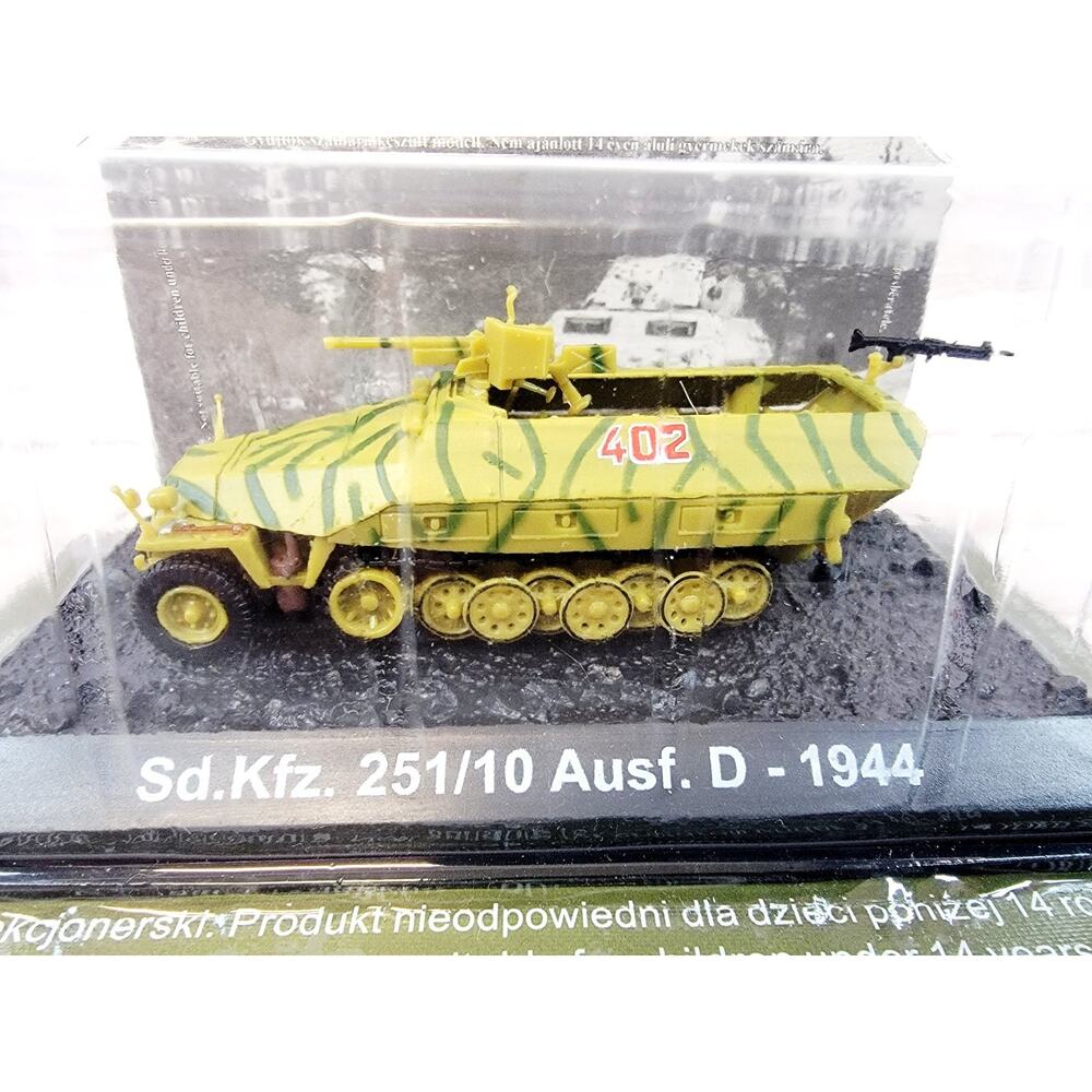 Amercom Sd.Kfz. 251/10 Ausf. D - 1944 WWII 1:72 Model New Old Stock Sealed - Picture 2 of 14